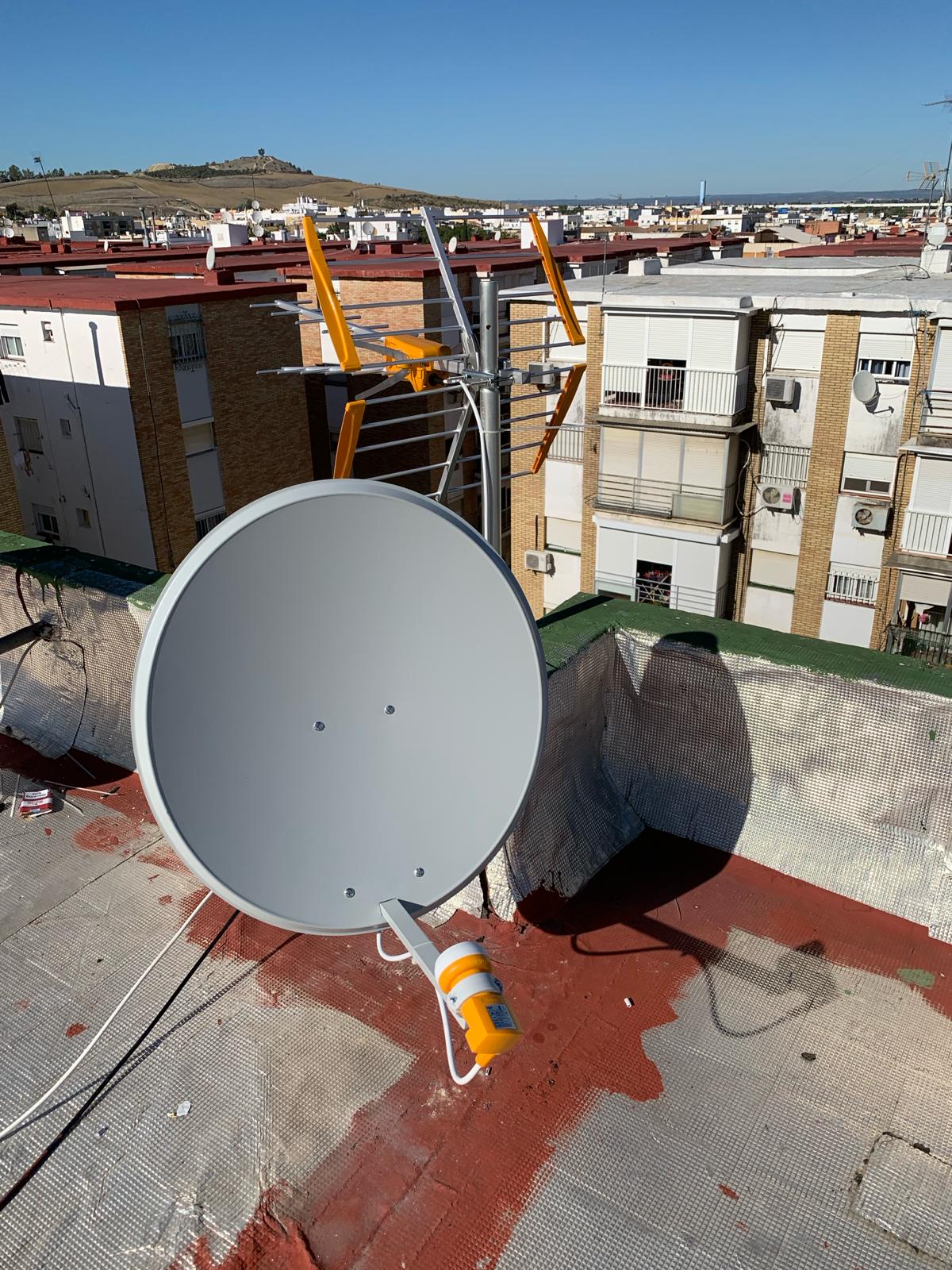 Instalación económica de antenas y reparación de averías eléctricas en Sevilla